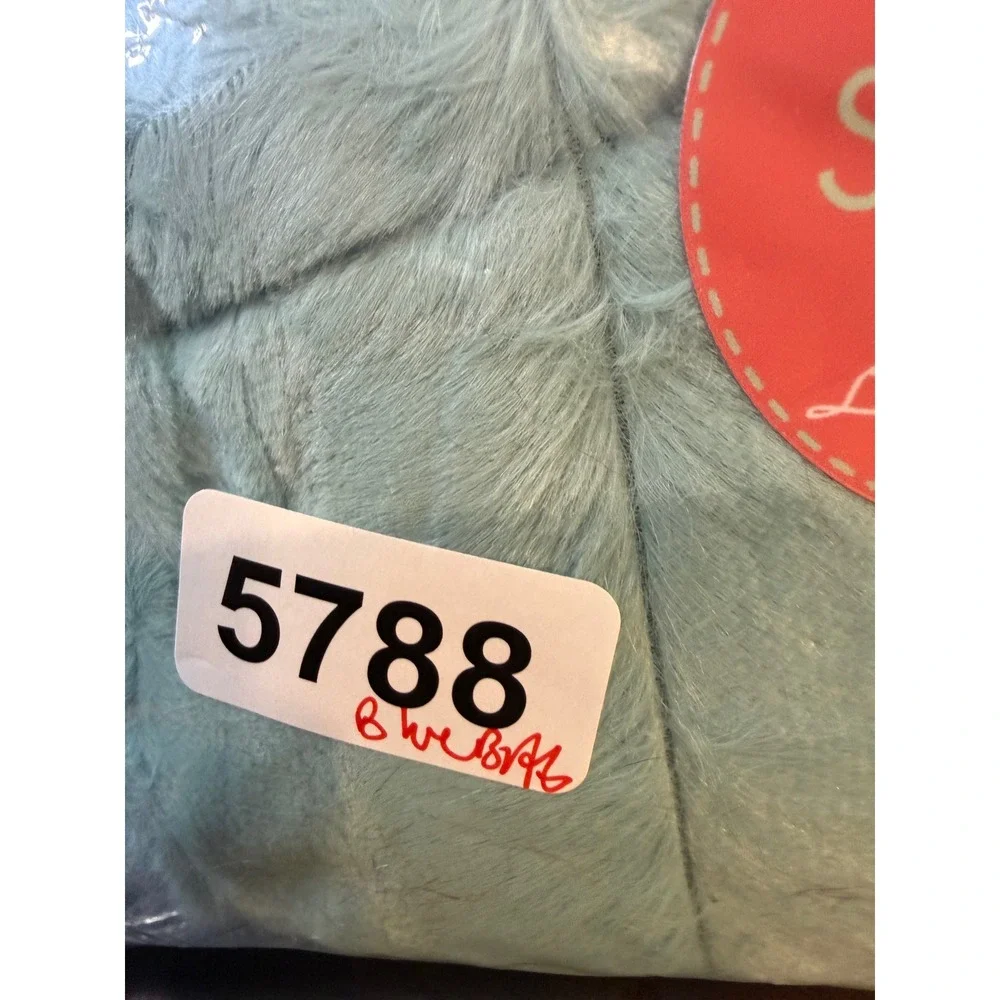 Sew Sweet Minky Designs Travel Neck Pillow Cover Light Blue Plush Luxury NEW